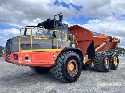 2008 Hitachi AH500 Camion à benne articulé