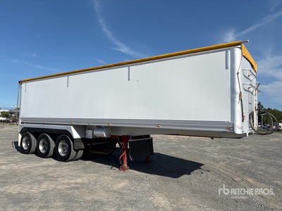 2010 Graham Lusty 9.5 m Tri/A End Dump Trailer