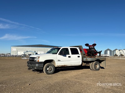 2006 Chevrolet Silverado 3500HD 4x4 Crew Cab Camion à Plateau