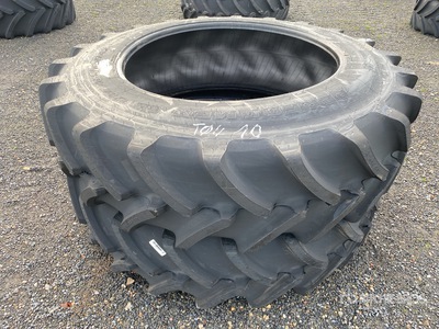 Quantity of (2) Firestone 460/85 R42 PERF85 TL 150D147E إطارات المعدات