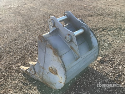Strickland Digging Excavator Bucket - Fits Hyunday R80
