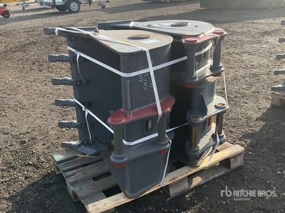 Strickland Excavator Bucket - Fits Cat 305
