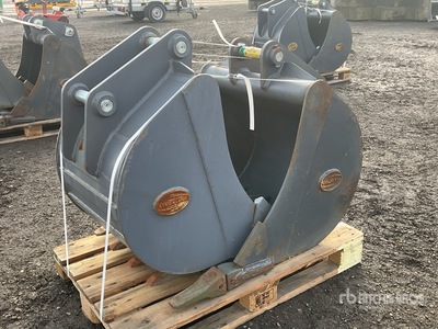 Strickland Excavator Bucket - Fits JCB 86C