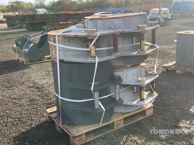 Strickland Excavator Bucket - Fits Kobelco SK80