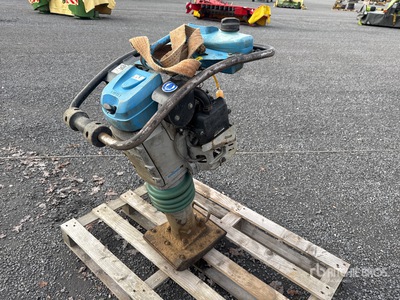 2010 Weber SRV 620 Jumping Jack Tamper