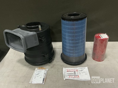 (1) Air Cleaner, (5) Filter Elements & (1) Air Filter