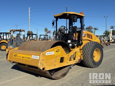 2021 Cat CS11GC Smooth Drum Compactor