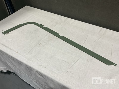 (78) 12338851-2 Windshield Retainers