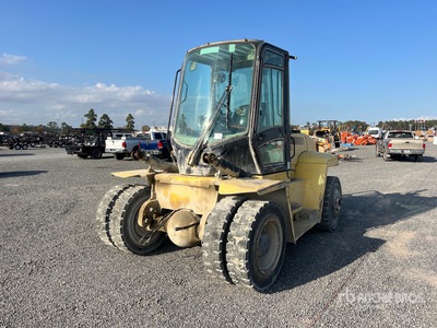 2016 Hyster H210HD 21000 lb Forklift