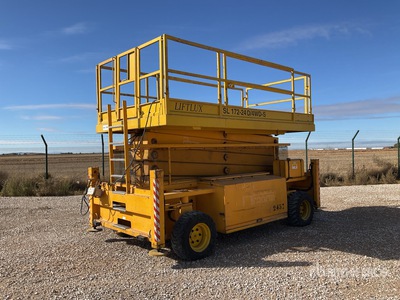2000 Liftlux SL172-24 4x4 4WDS Scissor Lift