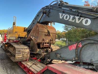 Volvo EC330B LC Rupsgraafmachine