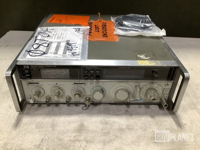 HP 8640B Signal Generator