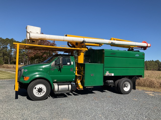 Altec LR758 58 ft on 2015 Ford F-750 XL 4x2 Forestry Bucket Truck Altec LR758 58 ft on 2015 Ford F-750 XL 4x2 Forestry Bucket Truck