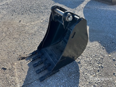 Cat 219-3387 24 in Digging Backhoe Rear Bucket (Unused)