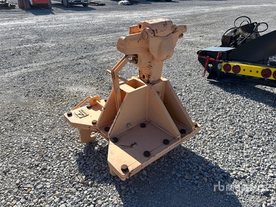 SAS 20.5 in Backhoe to train car coupler