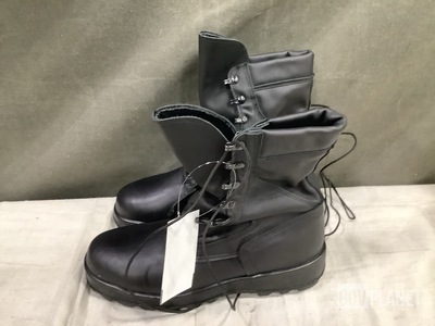 (167) Pairs of McRae Men's Safety Boots