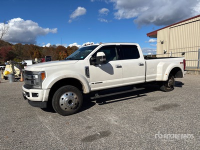 2019 Ford F-450 Limited 4x4 Crew Cab Pickup