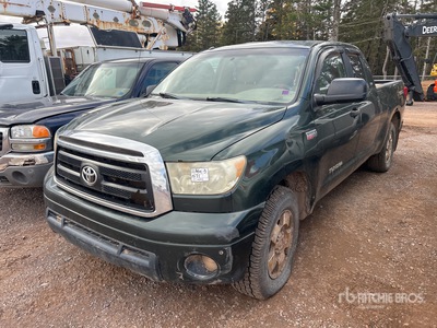 2010 Toyota Tundra 4x4 Crew Cab Pickup (Inoperable)