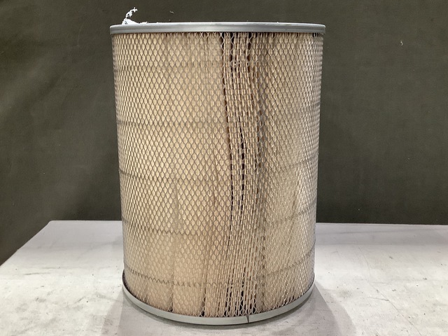 (27) Oshkosh 4HA579 Primary Air Filters