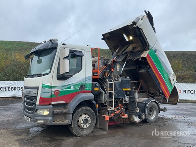 Stock on 2021 DAF LF230 LA Camion barredora