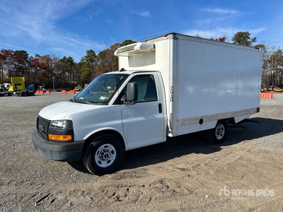 2019 GMC G3500 4x2 Refrigerated Truck