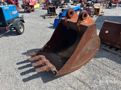 Esco 36 in Digging Excavator Bucket