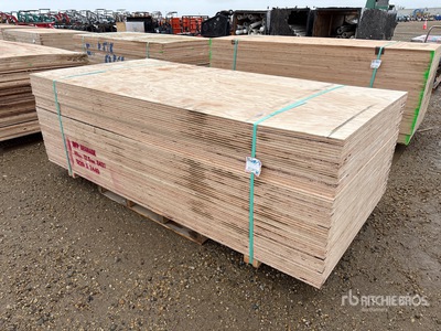 Quantity of (60) 1/2" 4x8 CSP/DFP No Stamp Plywood تركيبات الإضاءة (Unused)