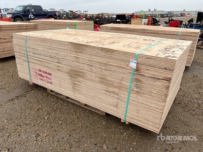 Quantity of (60) 1/2" 4x8 CSP/DFP No Stamp Plywood تركيبات الإضاءة (Unused)