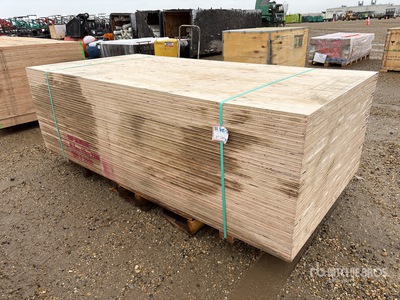 Quantity of (40) 3/4" 4x8 CSP/DFP No Stamp Plywood تركيبات الإضاءة (Unused)