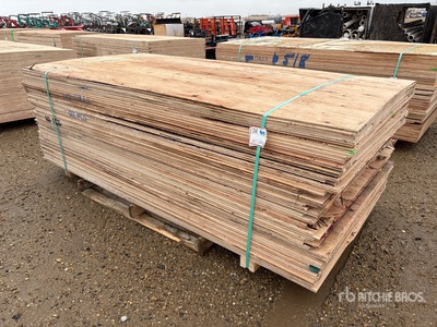 Quantity of (60) 1/2" 4x8 CSP/DFP No Stamp Plywood تركيبات الإضاءة (Unused)