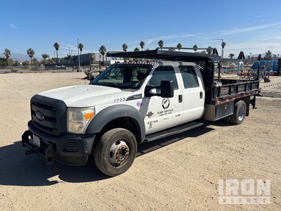 Palfinger 4000 lb Straight Boom on 2015 Ford F-550 XL 4x4 Crew Cab Flatbed Truck w/Crane