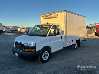2019 GMC Savana 3500 4x2 Camions - frigorifiques