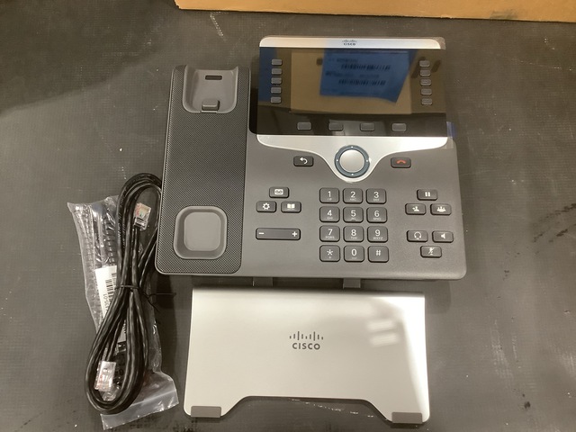 (49) Cisco CP-8851NR Telephone Sets