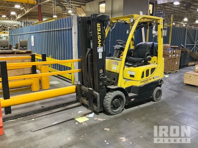 Hyster S50FT 4500 lb Cushion Tire フォークリフト (Inoperable)