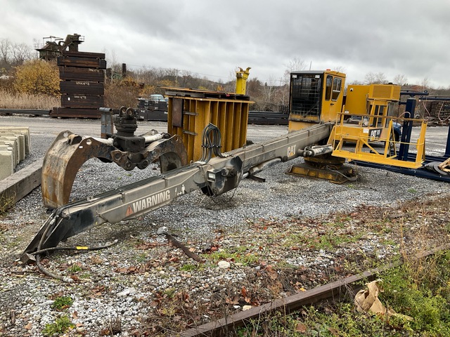 2017 Cat 519 SM Stationary Mount Short Wood Electric Log Loader