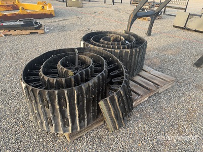 Quantity of (2) Argo Tracks Pièces divers