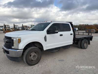 2019 Ford F-350 4x4 Crew Cab Camión Caja Abierta