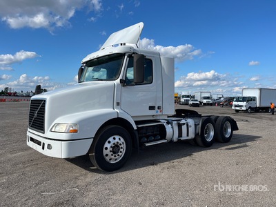 2016 Volvo VNM 6x4 Cabeza Tractora Cabina Corta