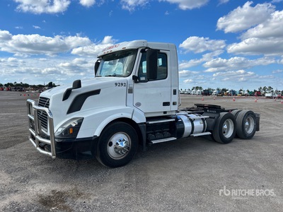 2017 Volvo VNL 6x4 Cabeza Tractora Cabina Corta