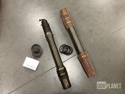 (10) Dana Commercial Vehicle 104456 Output Shaft & Nut Assemblies