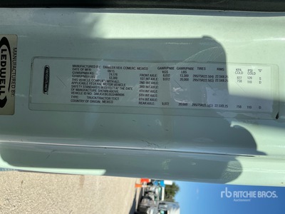 2016 Freightliner Cascadia 125 6x4 تراكتور شاحنة نهارية (ثنائية المحور)