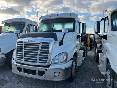 2016 Freightliner Cascadia 125 6x4 T/A Dagcabine Trekker