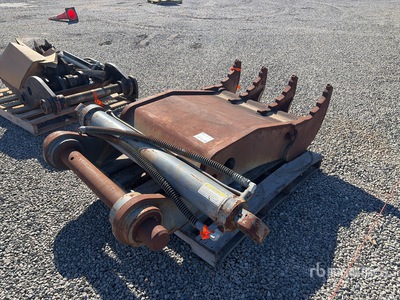 Cat 336 35 in Hydraulic Excavator Thumb