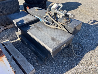 Quantity of Fuel Tank & Tool Box