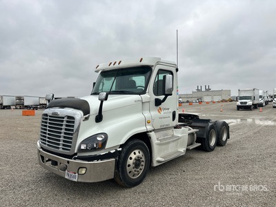 2016 Freightliner Cascadia 125 6x4 Day Cab Truck Tractor