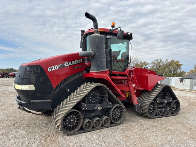 2014 Case IH Steiger 620 QT Quadtrac Track Tractor 2014 Case IH Steiger 620 QT Quadtrac Track Tractor