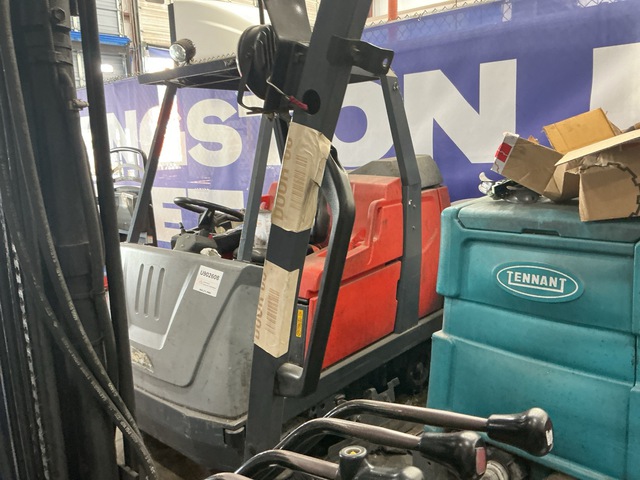 2018 Power Boss Admiral Plus Ride-On Electric Floor Scrubber 2018 Power Boss Admiral Plus Ride-On Electric Floor Scrubber