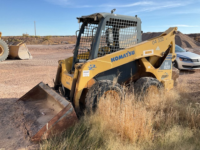 2007 Komatsu SK820-5 Two-Speed Skid Steer Loader (Inoperable)