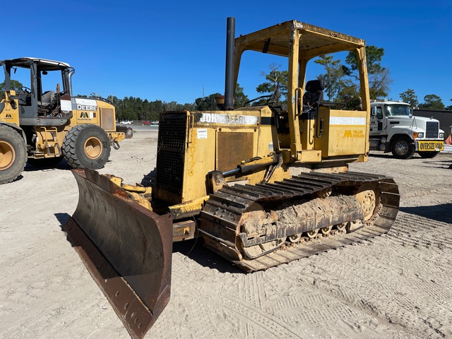 John Deere 450G Crawler Dozer