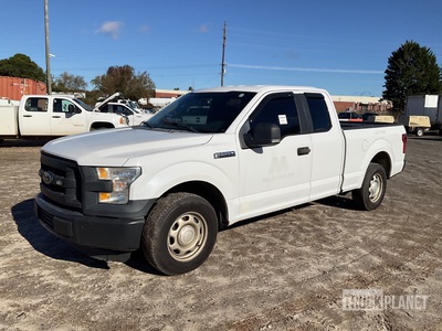 2016 Ford  F150 XL 4x2 Extended Cab Pickup